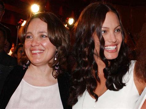 marcheline bertrand died|Angelina Jolie Shares Old Pic with Mom Who Died of Ovarian。